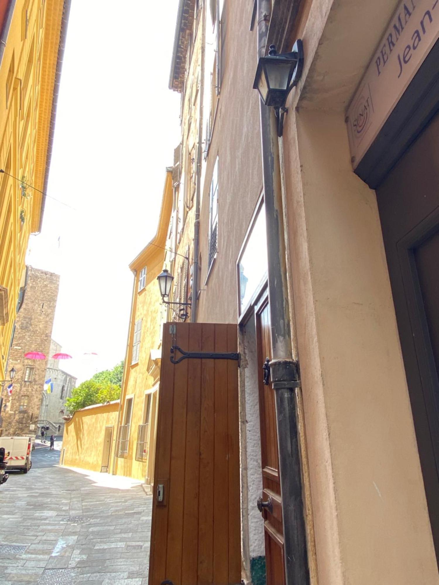 Cityparfum Insolite Et Boheme Grasse Luaran gambar